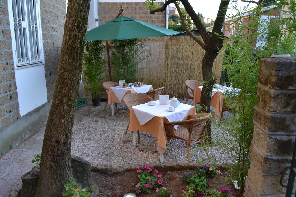 La Luna Di Roma B&B Ngoại thất bức ảnh