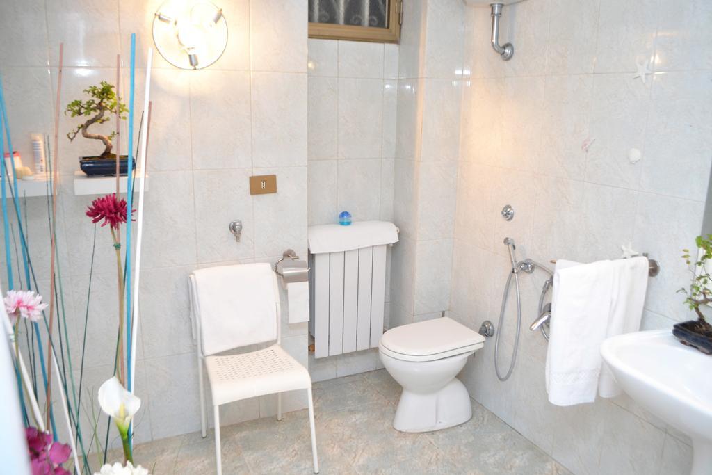 La Luna Di Roma B&B Phòng bức ảnh