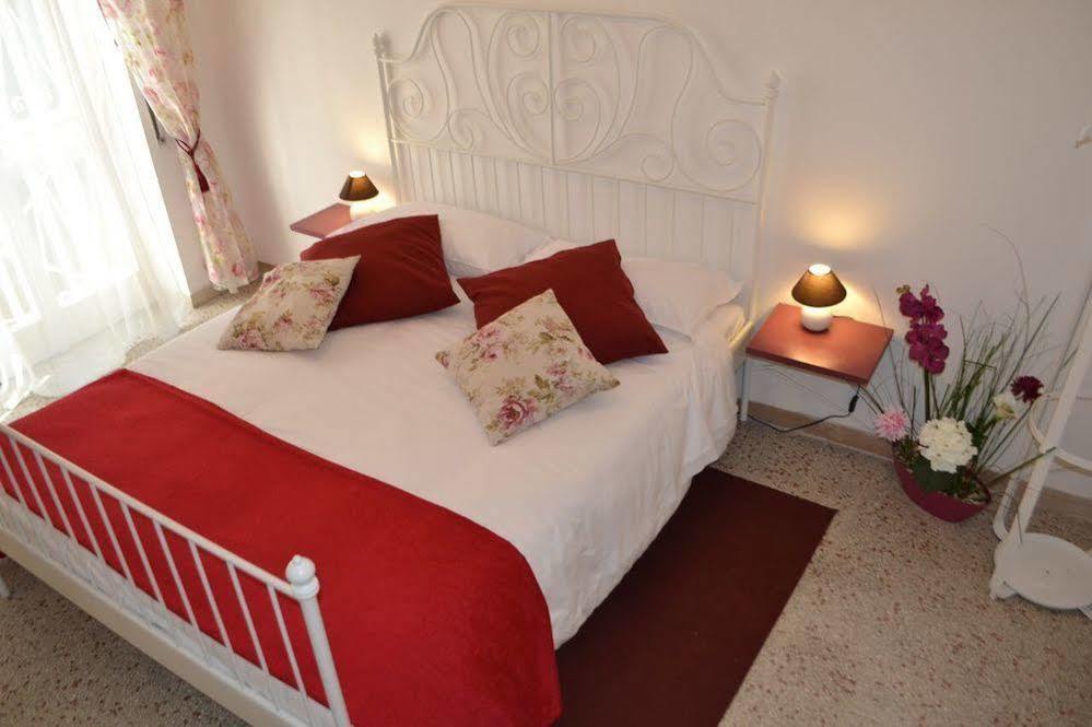 La Luna Di Roma B&B Ngoại thất bức ảnh