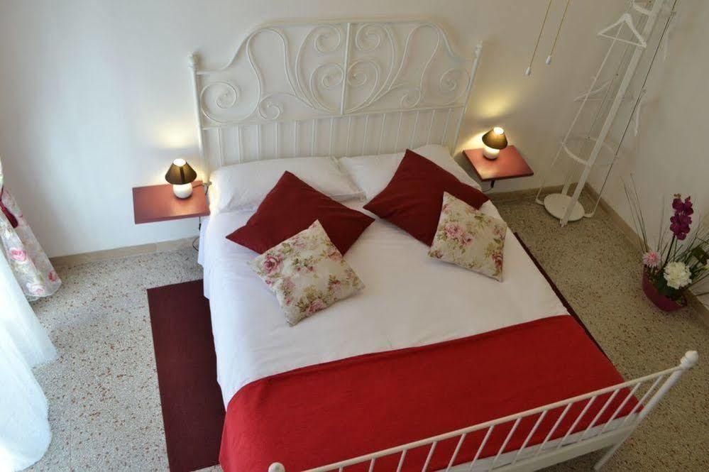 La Luna Di Roma B&B Ngoại thất bức ảnh