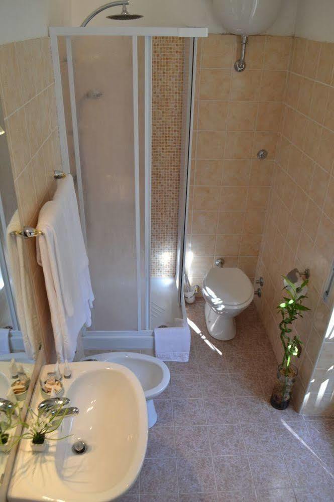 La Luna Di Roma B&B Ngoại thất bức ảnh