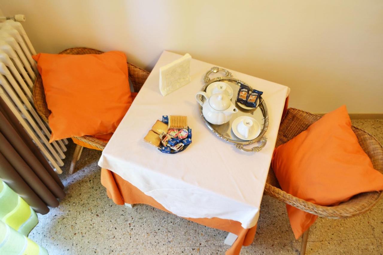 La Luna Di Roma B&B Ngoại thất bức ảnh
